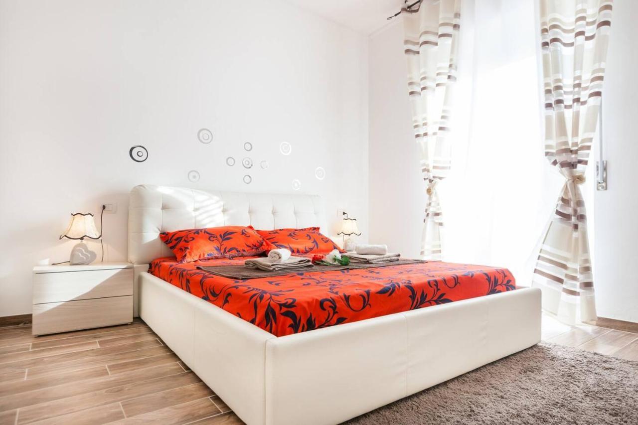 Residenza Larissa Luxury 1 Apartment Verona Bagian luar foto